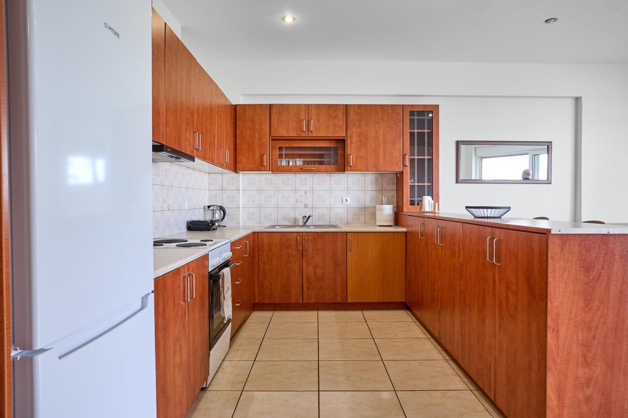 Chios Town Apartment - Heart Of Chios Town With 2 Minute Walk To The Beach Luaran gambar